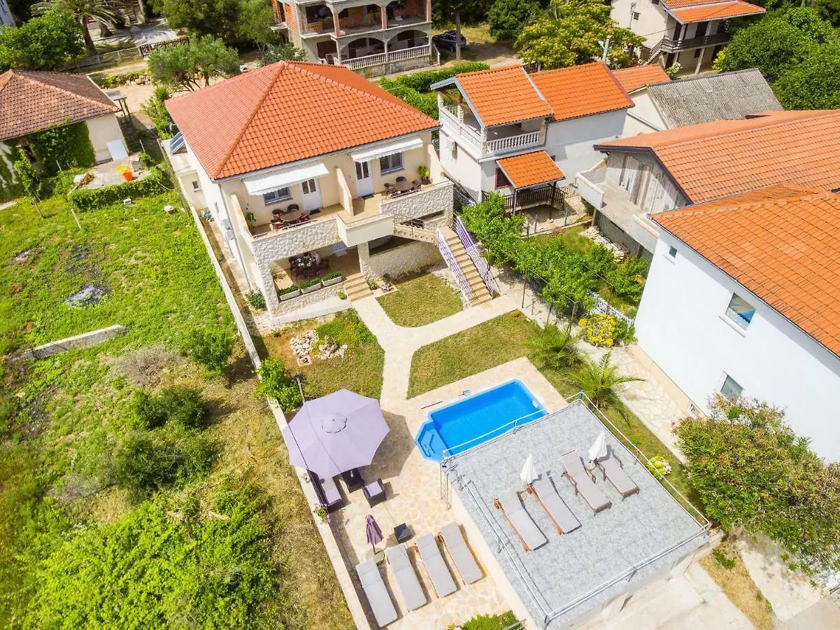 Apartments Veronika Ždrelac